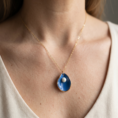 Porcelain Pearl Pendant Necklace